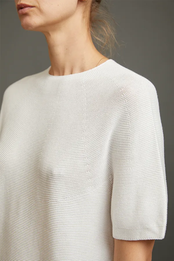 Karimo Round Knit Top In White