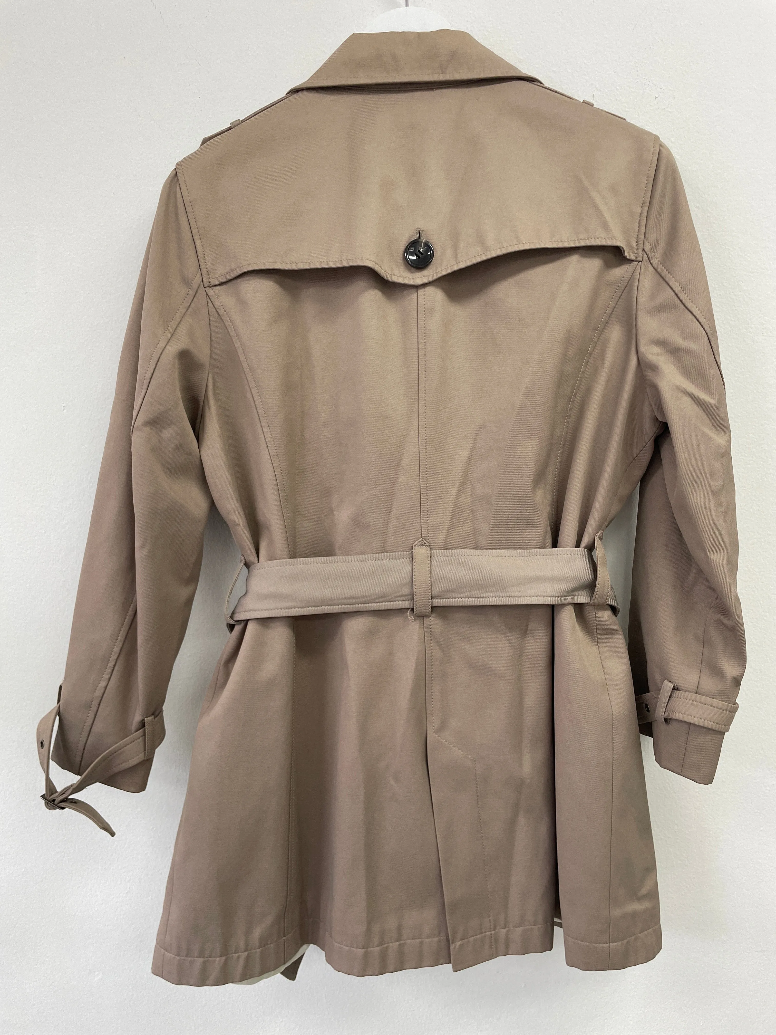 Nude Single Breasted Trenchcoat