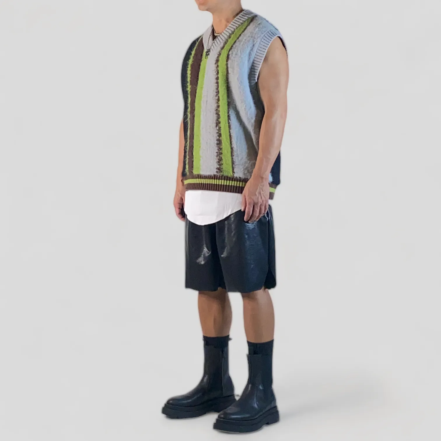 Oversized fit mohair plush vertical stripe vest