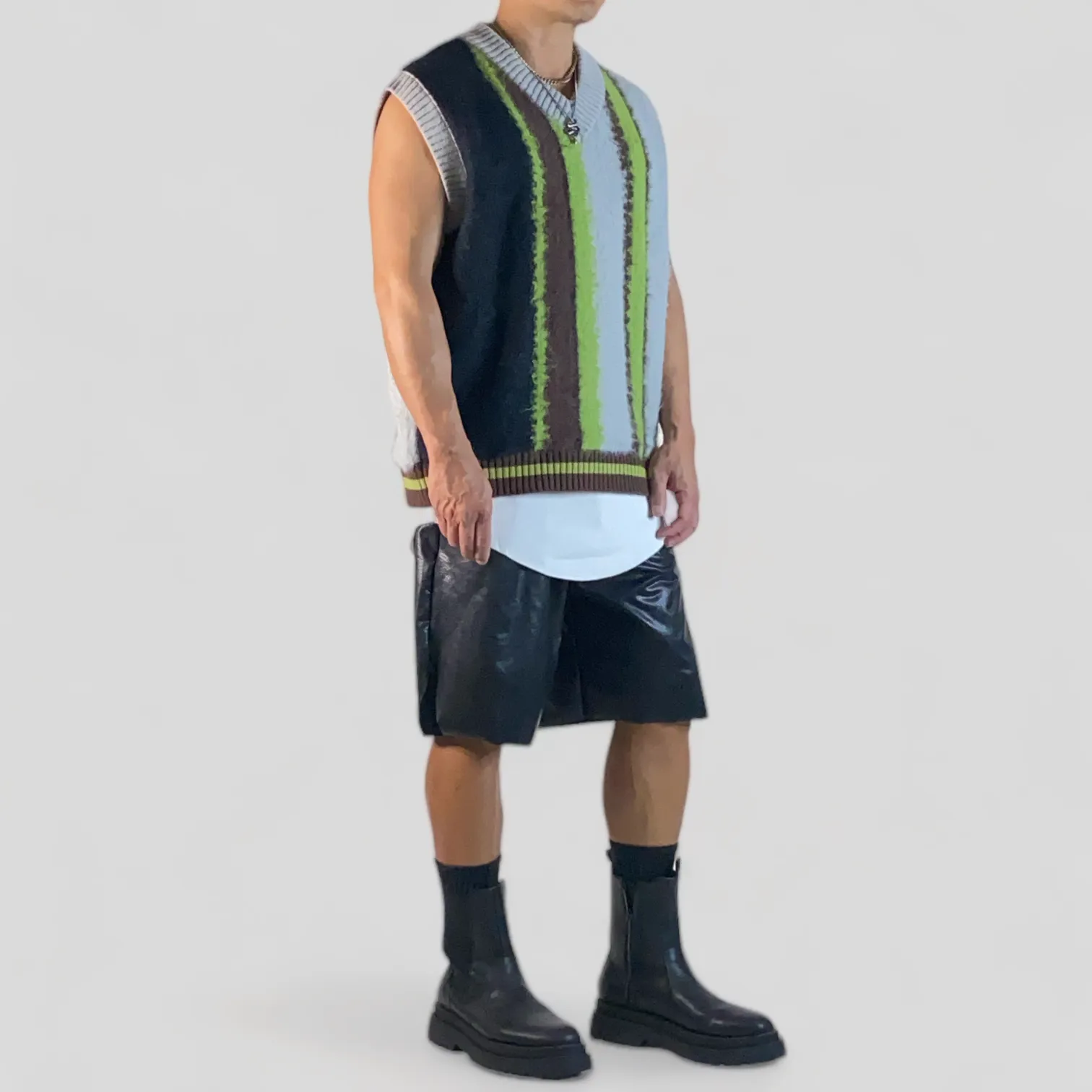 Oversized fit mohair plush vertical stripe vest